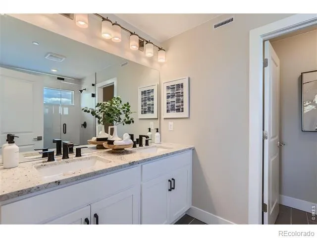 2840 Bear Springs Circle Longmont, CO 80503