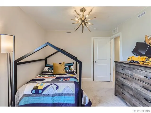 2840 Bear Springs Circle Longmont, CO 80503