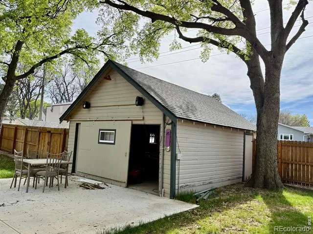 324 S Bowman Avenue Holyoke, CO 80734