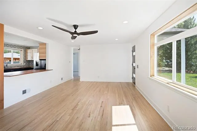794 Galena Street Aurora, CO 80010