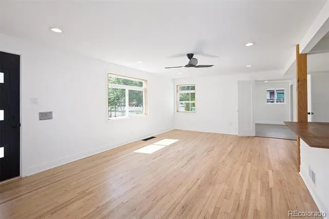 794 Galena Street Aurora, CO 80010