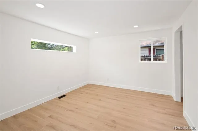794 Galena Street Aurora, CO 80010