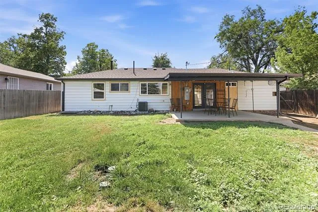 794 Galena Street Aurora, CO 80010
