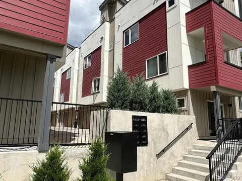 1373 Knox Court