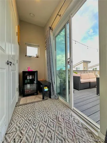 1373 Knox Court Denver, CO 80204