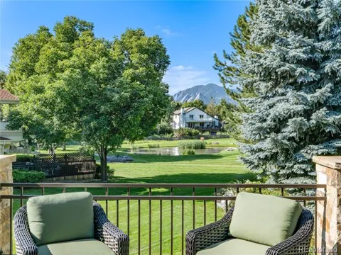 2512 Premier Place