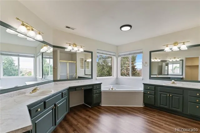 1136 Vista Oaks Drive Colorado Springs, CO 80921
