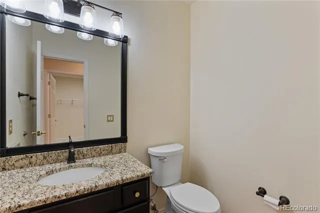 1136 Vista Oaks Drive Colorado Springs, CO 80921