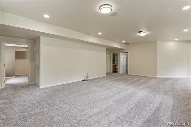 1136 Vista Oaks Drive Colorado Springs, CO 80921