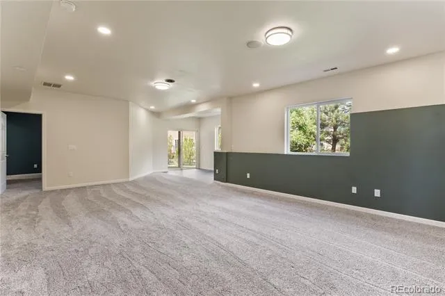 1136 Vista Oaks Drive Colorado Springs, CO 80921