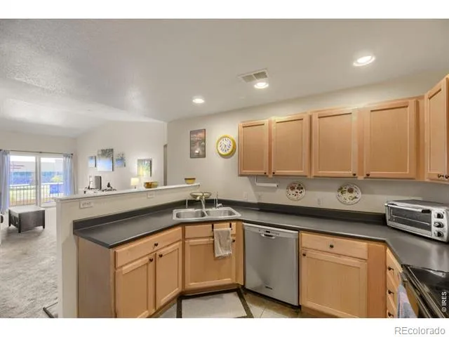 1703 Whitehall Drive #7i Longmont, CO 80504