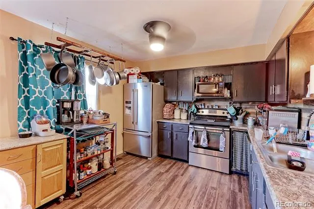 1083 Milky Way Thornton, CO 80260