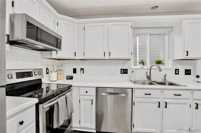 4120 S Ireland Court Aurora, CO 80013