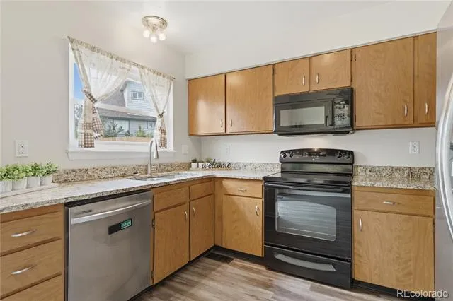 4100 S Laredo Way Aurora, CO 80013