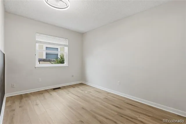 4100 S Laredo Way Aurora, CO 80013