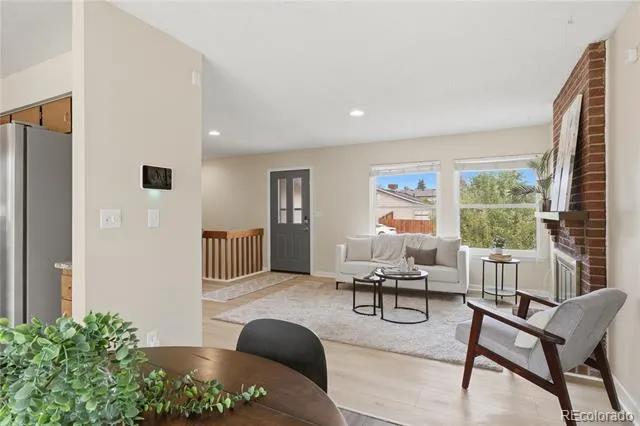 4100 S Laredo Way Aurora, CO 80013