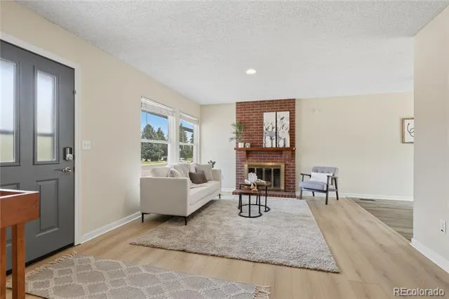 4100 S Laredo Way Aurora, CO 80013