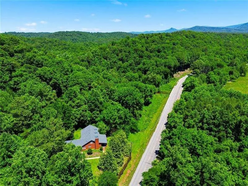 1511 Sandy Bottom Road Tate, GA 30177