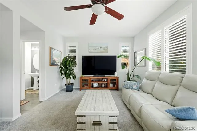 11052 Woodhurst Circle Highlands Ranch, CO 80130