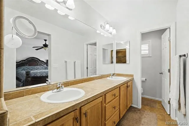11052 Woodhurst Circle Highlands Ranch, CO 80130