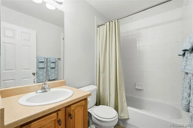 11052 Woodhurst Circle Highlands Ranch, CO 80130