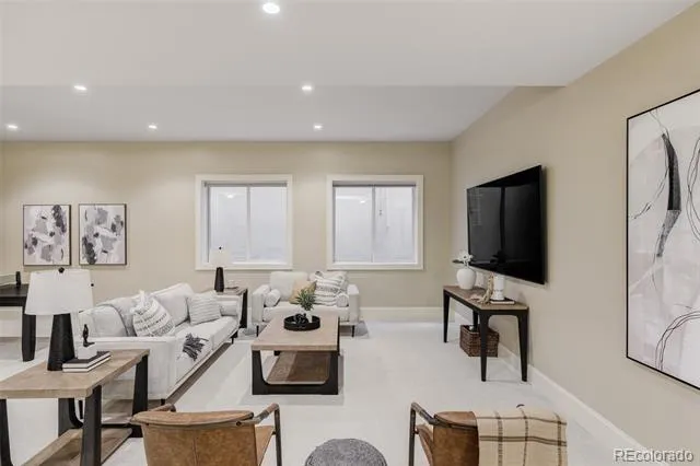 544 Adams Street Denver, CO 80206