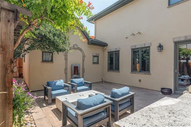 544 Adams Street Denver, CO 80206
