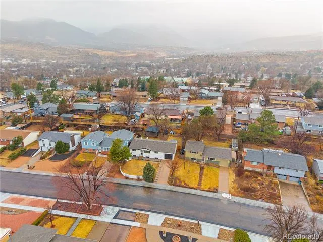 622 Paradise Lane Colorado Springs, CO 80904