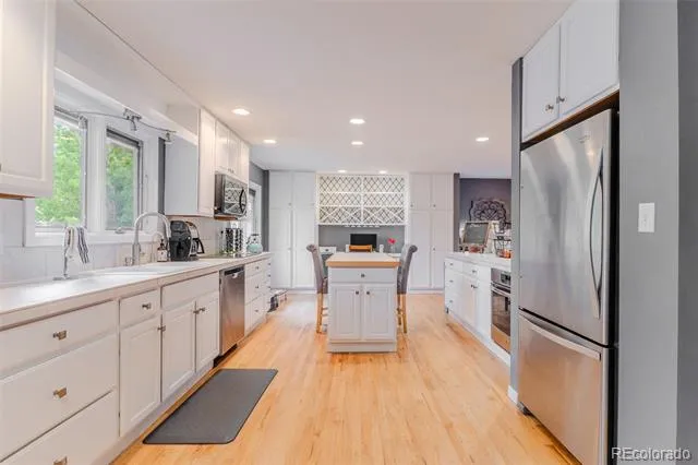 11996 E Oregon Circle Aurora, CO 80012