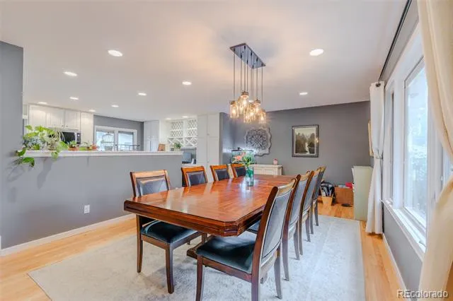 11996 E Oregon Circle Aurora, CO 80012