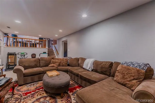 11996 E Oregon Circle Aurora, CO 80012
