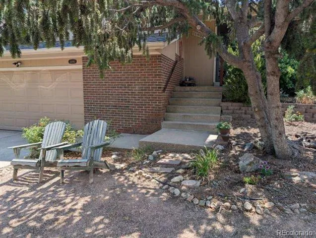 11996 E Oregon Circle Aurora, CO 80012