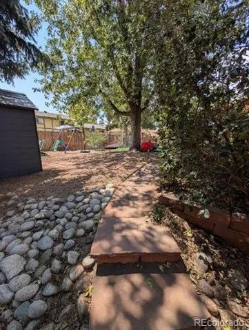 11996 E Oregon Circle Aurora, CO 80012