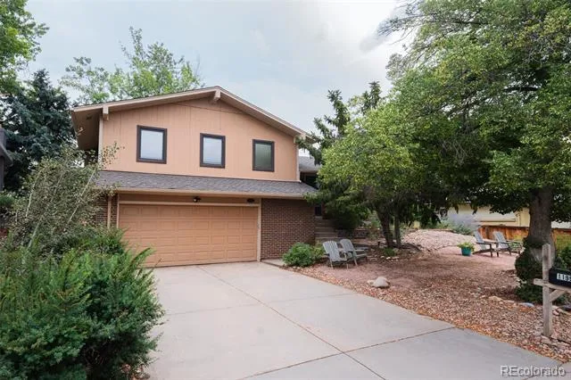 11996 E Oregon Circle Aurora, CO 80012