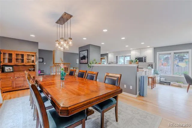 11996 E Oregon Circle Aurora, CO 80012