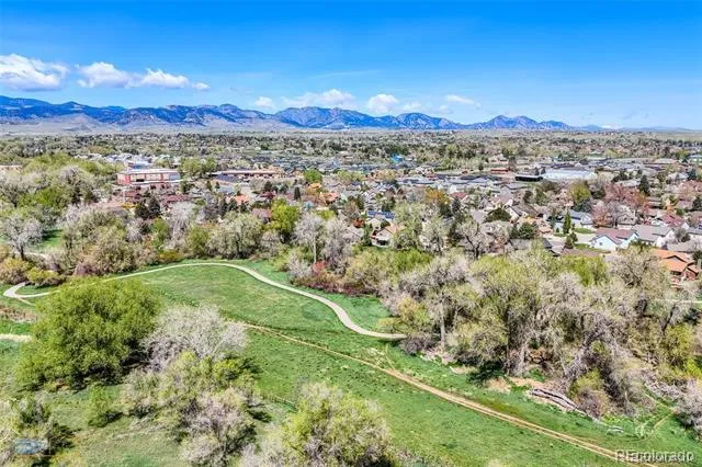 7025 Gladiola Street Arvada, CO 80004