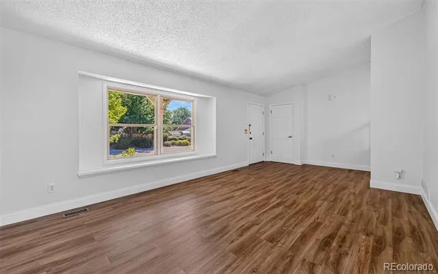 7025 Gladiola Street Arvada, CO 80004