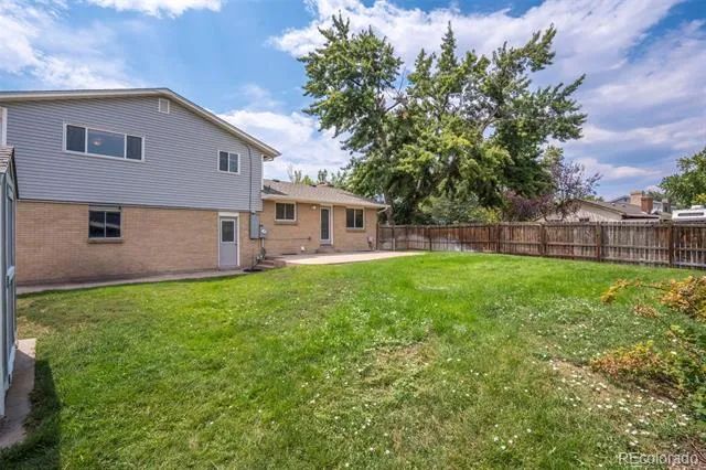 8330 Chase Drive Arvada, CO 80003