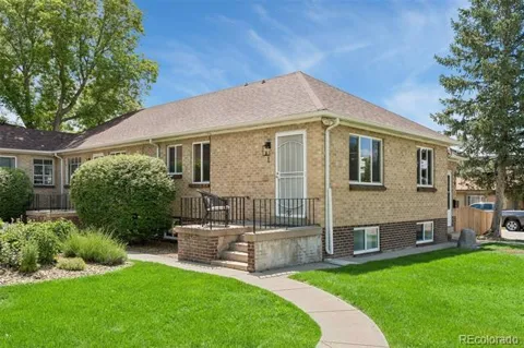 1600 Winona Court #1