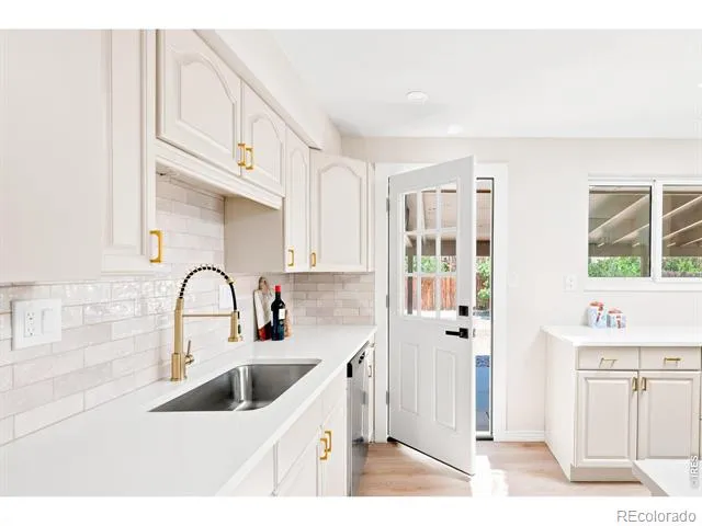 11831 W 70th Place Arvada, CO 80004