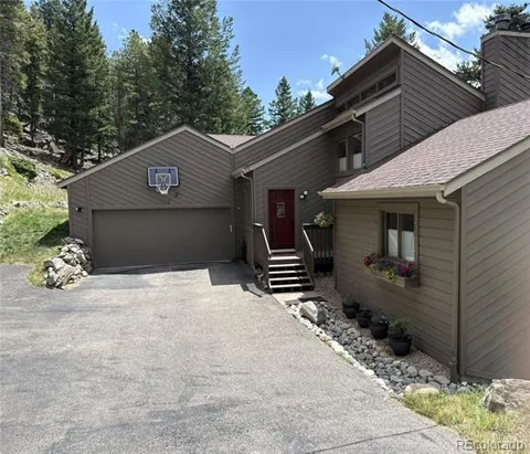 160 Meadowlark Drive