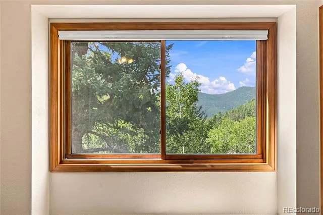 160 Meadowlark Drive Evergreen, CO 80439