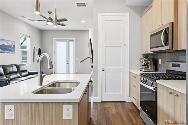 1530 Terry Street Longmont, CO 80501