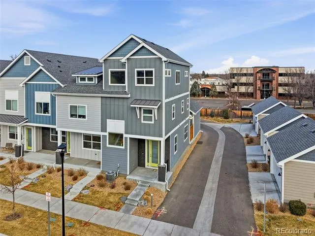 1530 Terry Street Longmont, CO 80501