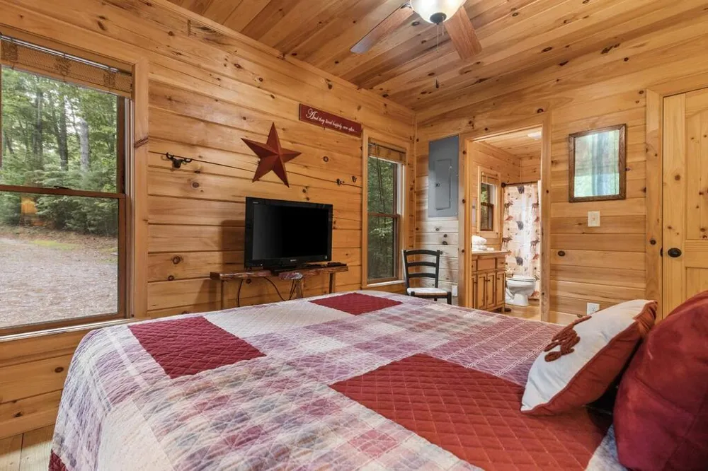 43 Jason Martin Circle Cherry Log, GA 30522