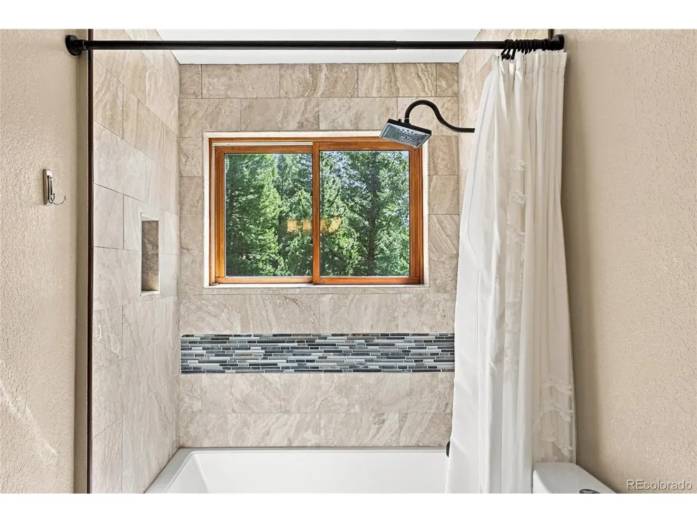 160 Meadowlark Drive Evergreen, CO 80439