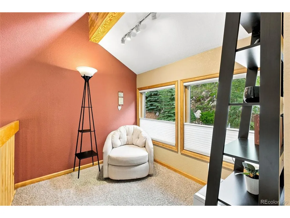 160 Meadowlark Drive Evergreen, CO 80439