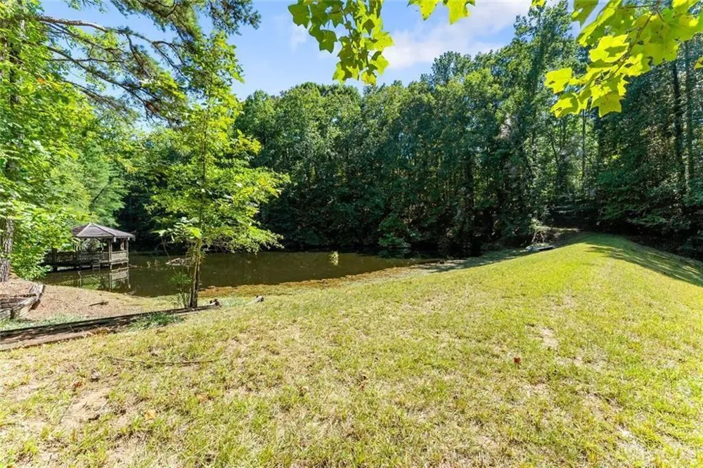 901 Peachtree Cove Demorest, GA 30535