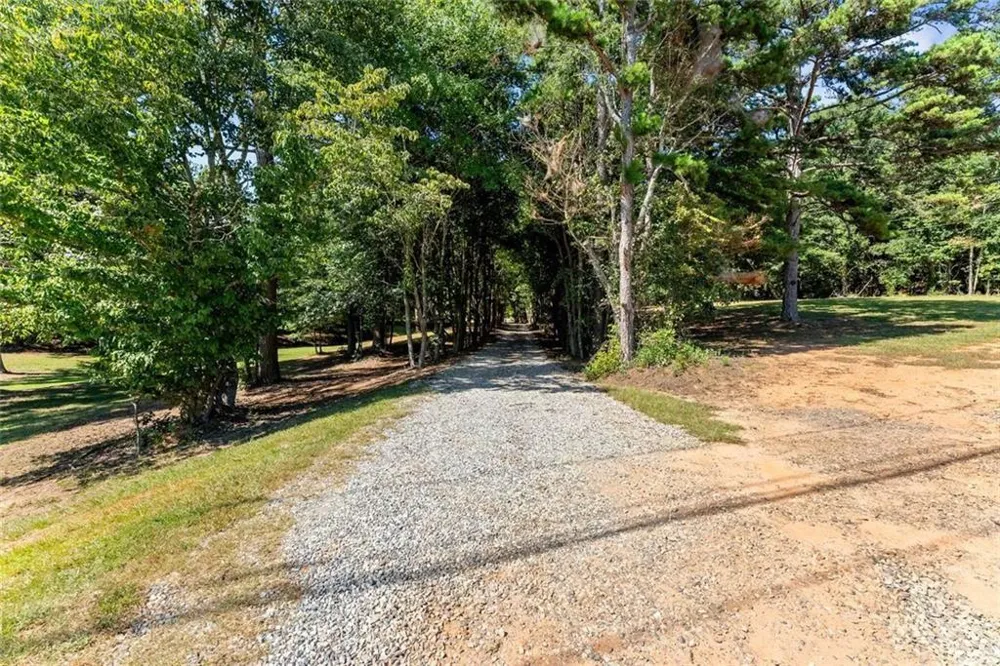 901 Peachtree Cove Demorest, GA 30535