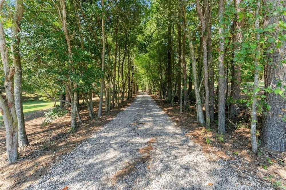 901 Peachtree Cove Demorest, GA 30535